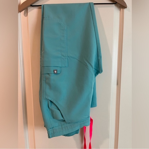 FIGS NEON BLUE XS SET - Picture 2 of 2